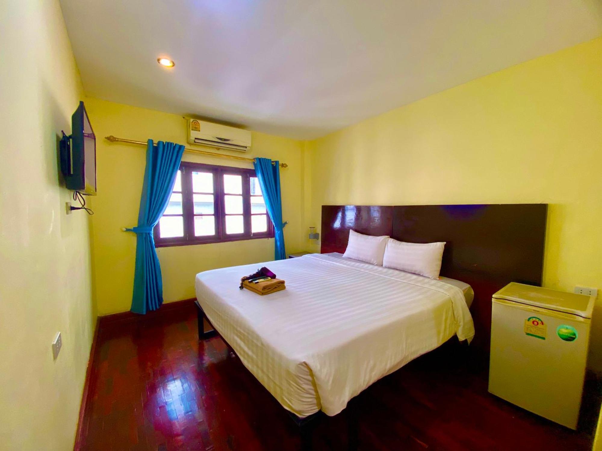 Nana Backpackers Hostel Vang Vieng Esterno foto