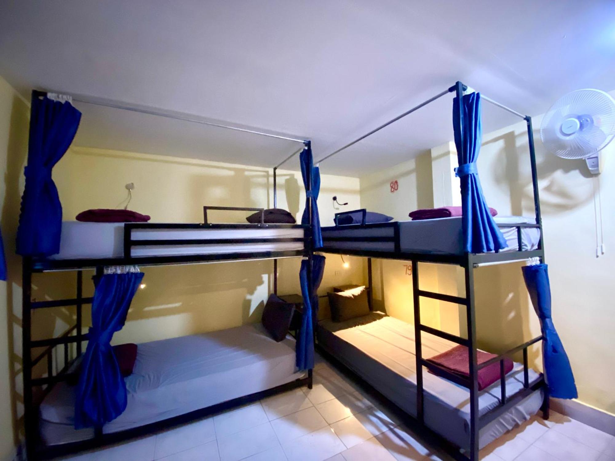 Nana Backpackers Hostel Vang Vieng Esterno foto