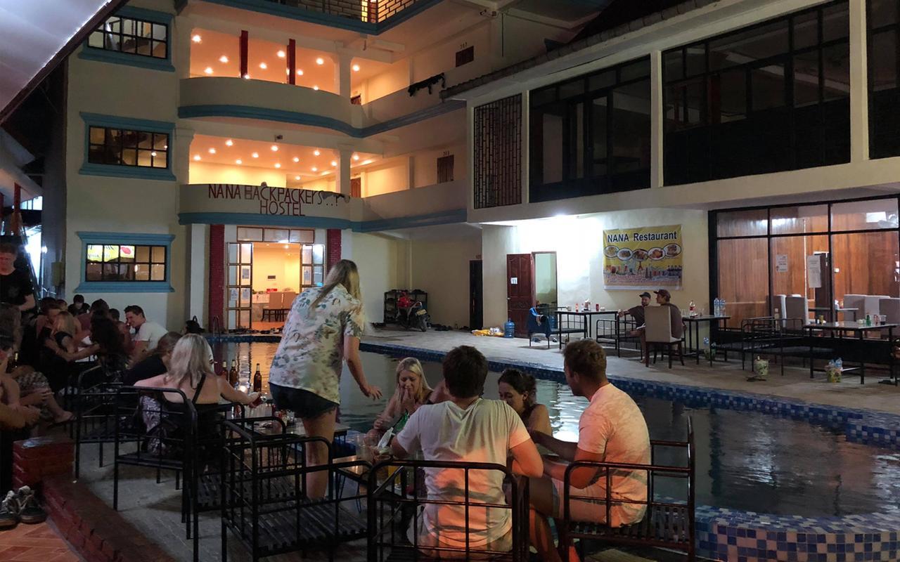 Nana Backpackers Hostel Vang Vieng Esterno foto