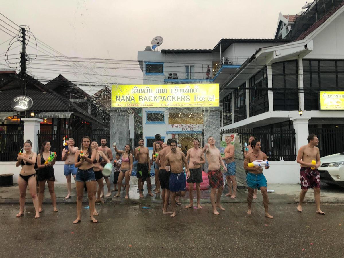 Nana Backpackers Hostel Vang Vieng Esterno foto